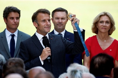 パリ五輪は「フランスの真の顔」示した マクロン大統領が成功称賛