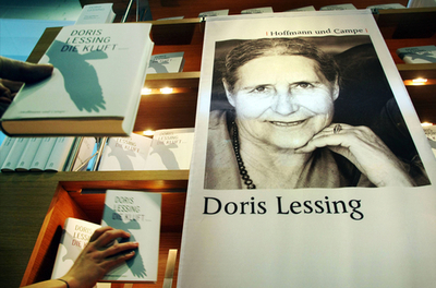 U・エーコら文学・出版界関係者、ノーベル文学賞受賞レッシングを祝福