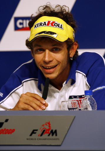 ロッシ 第7戦・カタルーニャGPを控えストーナーと共に会見