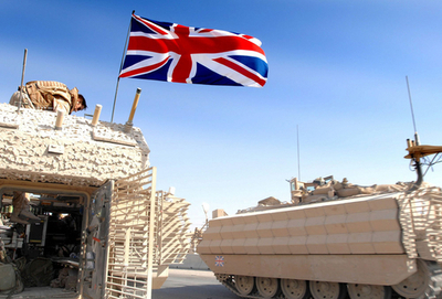 イラク駐留英軍のバスラ撤収、米国との関係微妙に