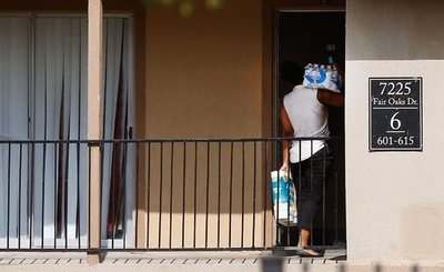 米初のエボラ患者、100人と接触か 家族4人は外出禁止