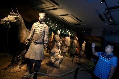 兵馬俑は秦始皇帝のものではない？中国で新説浮上