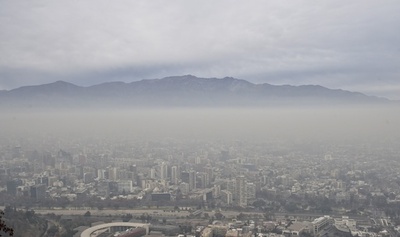 チリ首都で大気汚染悪化、16年ぶり環境緊急事態宣言へ