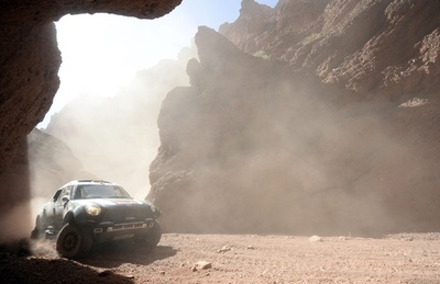 ペテランセルが四輪でステージ優勝、ミニ勢好調 ダカールラリー