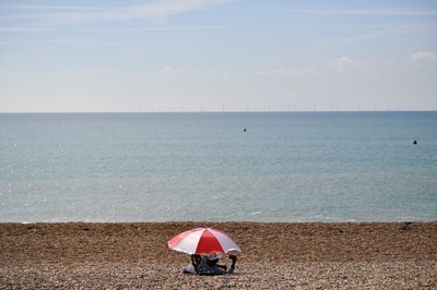 オランダ海岸の「ブレグジット」記念パーティー、資金難で延期