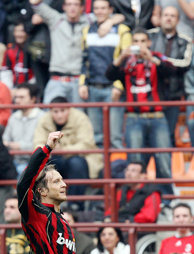 ＜サッカー セリエA＞ACミラン ホームでアタランタから勝利を収める - イタリア