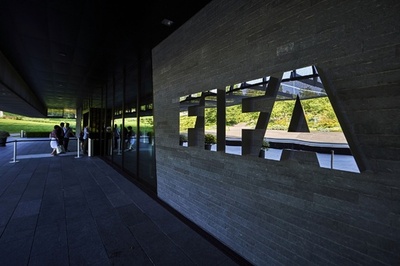 スイスで逮捕のFIFA幹部ら7人、米が身柄引き渡し要請