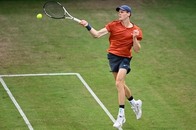 シナー4強 シュトルフのサーブに苦戦も勝利 テラ・ウォルトマンOP