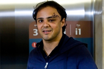 頭部負傷のマッサ 検査のためマイアミへ