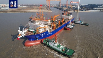 中国国内初のドラグサクション浚渫船が試験航海に出発