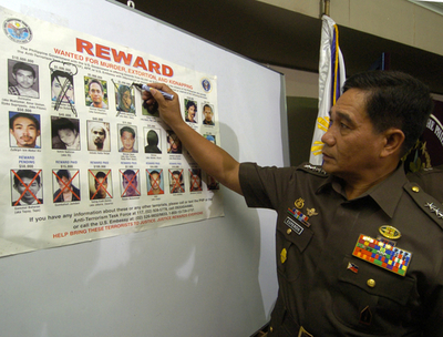 アブサヤフ最高指導者の死体、本人と確認 - フィリピン