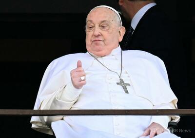 ローマ教皇が退院 5週間の入院経てバチカンへ