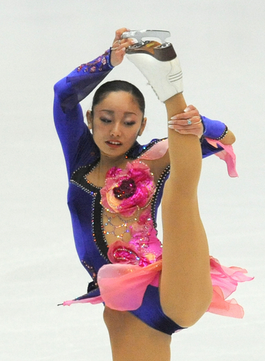 女子SP安藤は2位、フィギュアGP第3戦