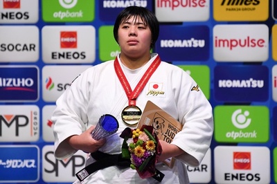 19歳の素根が初出場で金メダル、原沢は銀 世界柔道