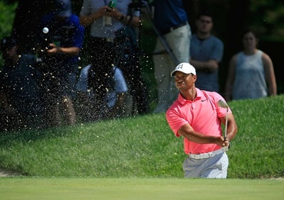 ウッズと松山がV圏内、首位はデシャンボー メモリアルトーナメント