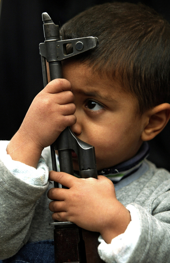 「子どもを使った」自爆攻撃、バグダッドで発生 - 米国