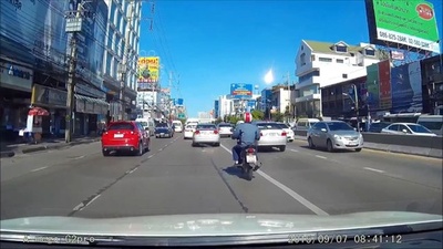 タイの青空に流星、「特に大きく明るかった」 ネットで動画拡散