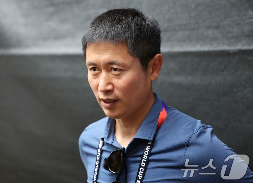 サッカー解説委員のイ・ヨンピョ氏(c)news1