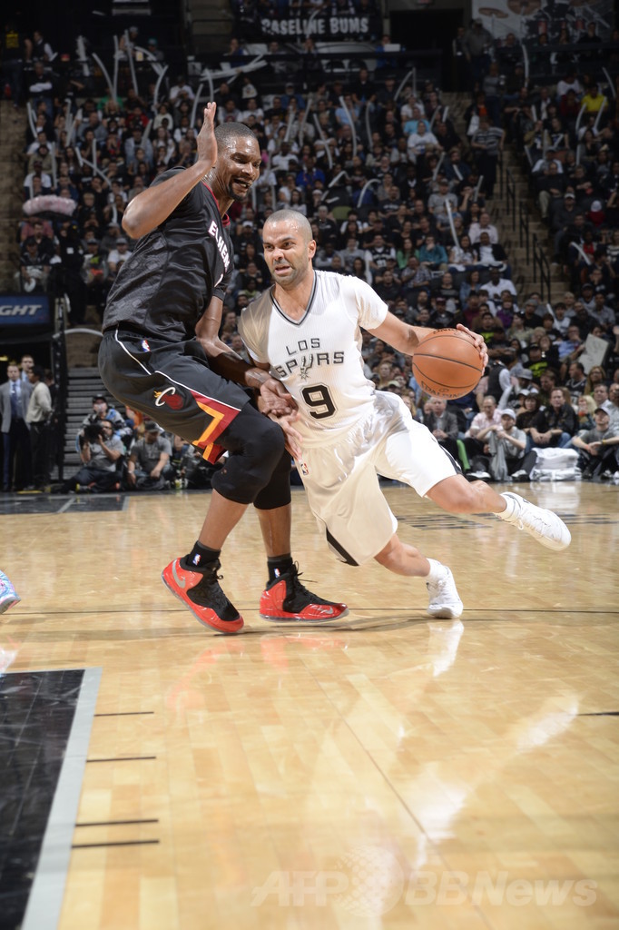 スパーズがヒートに大勝、ファイナルの雪辱を果たす