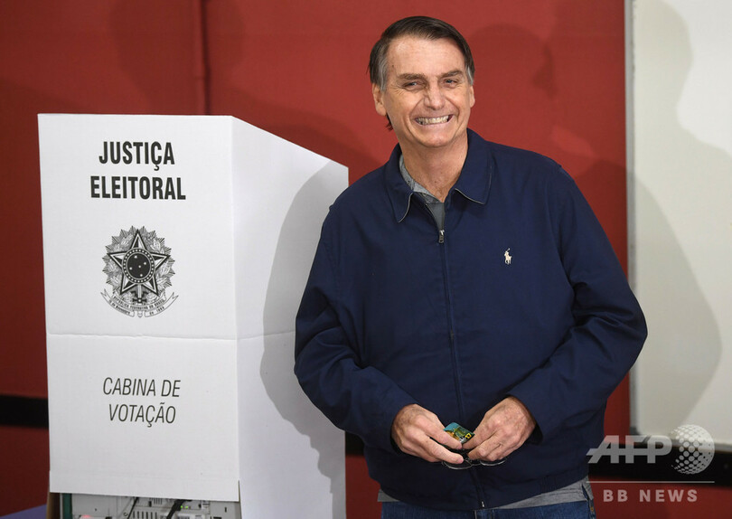 ブラジル、極右ボルソナロ氏に「津波」級の勢い 議会選でも躍進