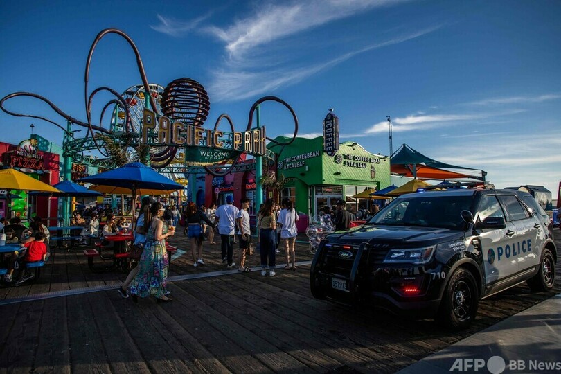 観覧車で爆弾騒ぎ 警察出動 米サンタモニカ