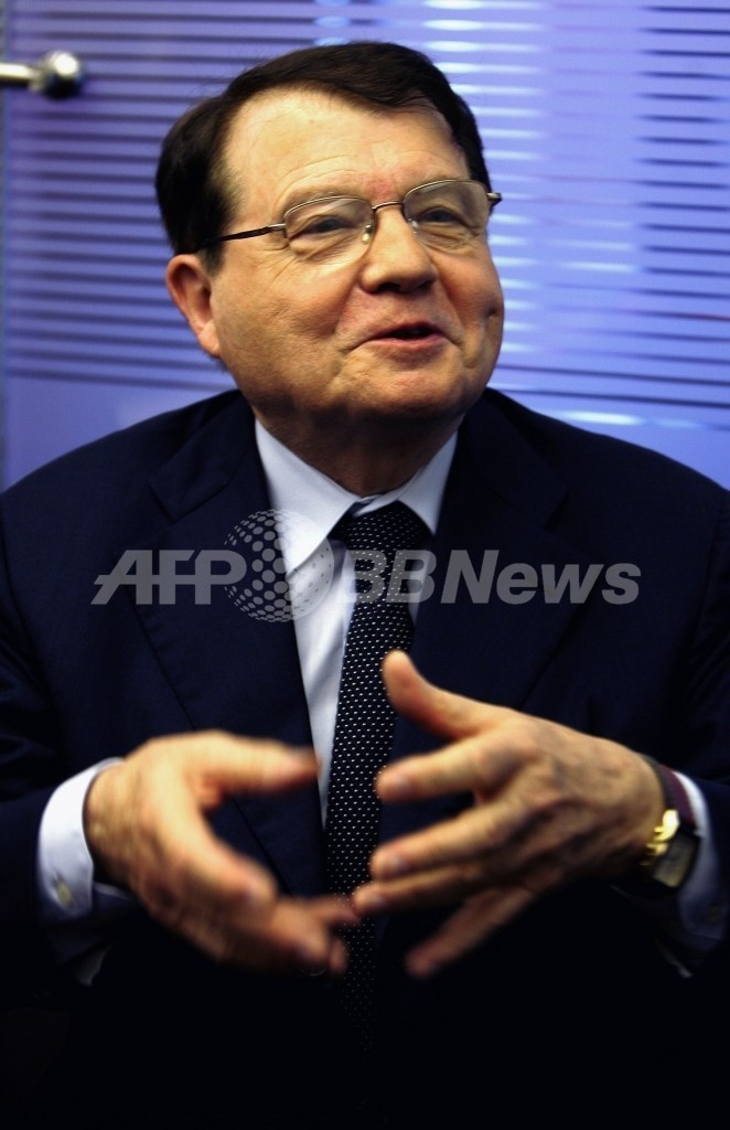 ノーベル医学生理学賞、独仏の3氏に