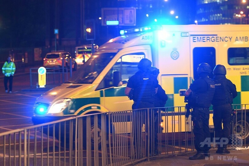 英マンチェスターのコンサート会場で爆発、19人死亡 テロの疑い