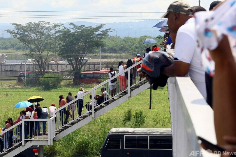 ギャング支配下の刑務所奪還、MV撮影スタジオ完備 ベネズエラ