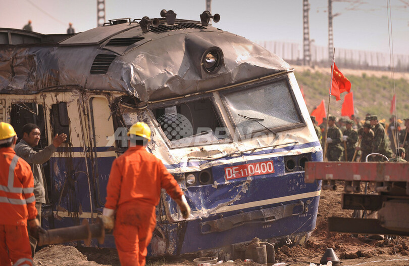 中国列車衝突事故、五輪のための鉄道工事が要因の1つか