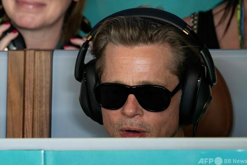 ブラッド・ピットさん、F1米国GPフリー走行を観戦