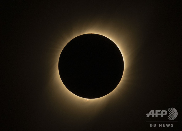 南米チリやアルゼンチンなどで皆既日食 天文ショーに観光客集う 写真30枚 国際ニュース Afpbb News