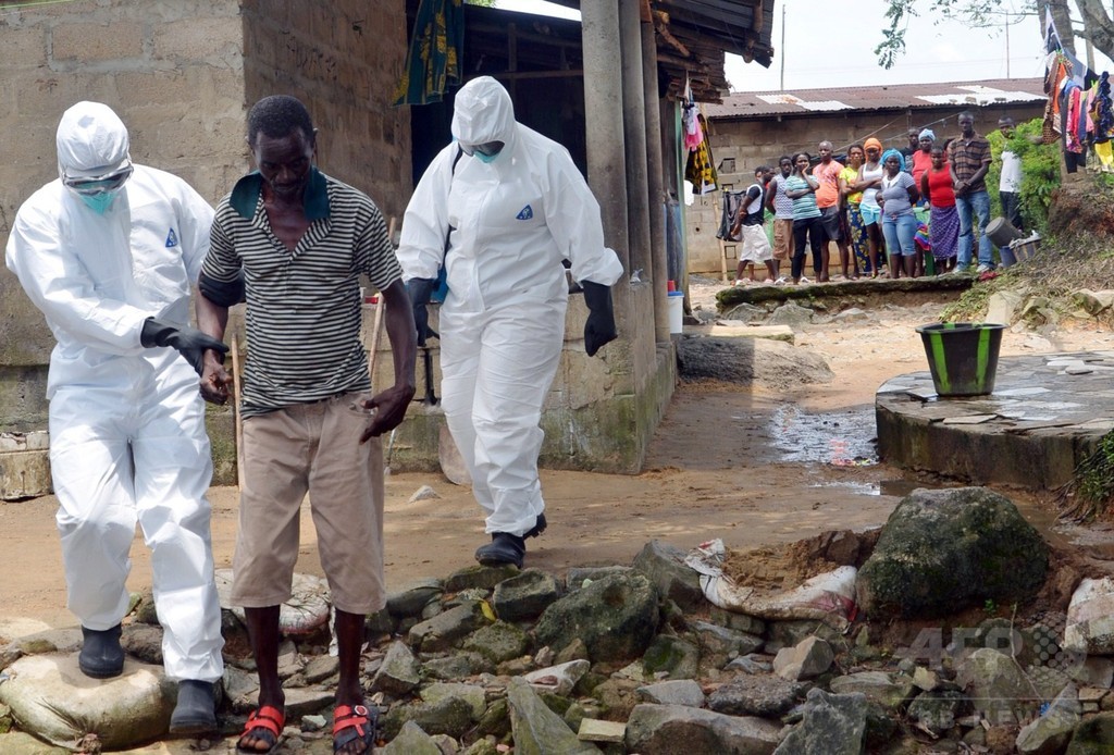 エボラ流行中心の3か国 航空便停止で孤立化 写真1枚 国際ニュース