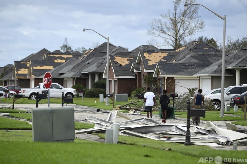 ハリケーン「アイダ」、米ルイジアナ州に壊滅的被害 2人死亡