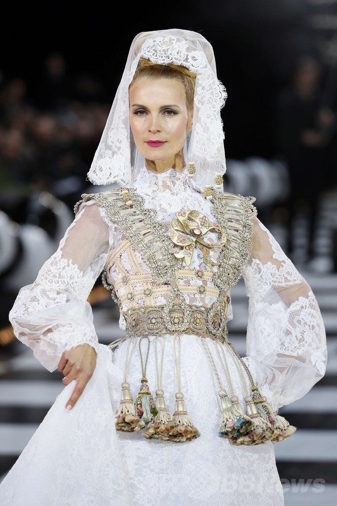 ＜14年春夏パリ・オートクチュール＞フランク・ソルビエ