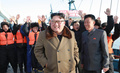 北朝鮮の沿岸東部にある漁場を視察する金正恩朝鮮労働党委員長。朝鮮中央通信配信（2018年12月1日配信、撮影日不明）。(c)AFP PHOTO/KCNA VIA KNS