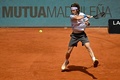 テニス、マドリード・オープン、男子シングルス2回戦。リターンを打つアンドレイ・ルブレフ（2023年4月28日撮影）。(c)JAVIER SORIANO / AFP