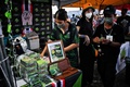 タイ中部ナコンパトム県で開催された大麻の合法化を祝うイベント「タイランド420: リーガルレーオ⁉」の様子（2022年6月11日撮影）。(c)Lillian SUWANRUMPHA / AFP