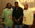 写真は、出席したシドニー・ライス（%%Sidney Rice%%、左）、カルバン・ジョンソン（%%Calvin Johnson%%、中央）、スティーブ・スミス（%%Steve Smith%%、右）。(c)Getty Images/AFP Frederick M. Brown