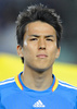 サッカー国際親善大会キリンカップ2009（Kirin Cup 2009）、日本対チリ。試合前の国歌斉唱に臨む長谷部誠（Makoto Hasebe、2009年5月27日撮影）。(c)AFP/Toru YAMANAKA