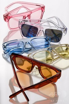 ステラ マッカートニー」フレッシュ＆ユニセックスなサングラス発売へ