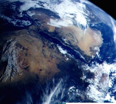 この夏、会社帰りに行きたい！ 地球を感じる癒やしスポット3選