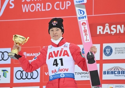 小林陵侑が日本人男子最多18勝目 女子は高梨がV 