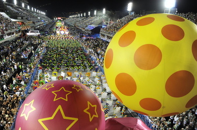 リオのカーニバル、過激な衣装は時代遅れ？ 倫理観に変化