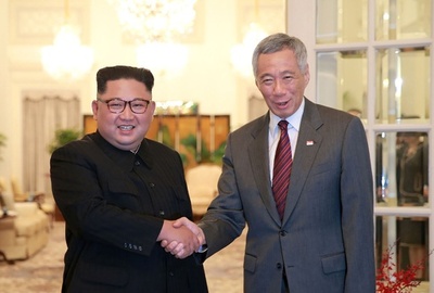金正恩氏、シンガポール首相と会談 受け入れに謝意