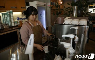給料上がっても財布スカスカ…韓国・実質賃金39万円、2年連続マイナス