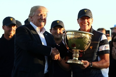 トランプ氏からのトロフィー授与は「感動的」―米国選抜主将