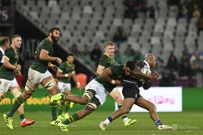 南アがバーバリアンズに圧勝 初出場チトゥカが2トライ