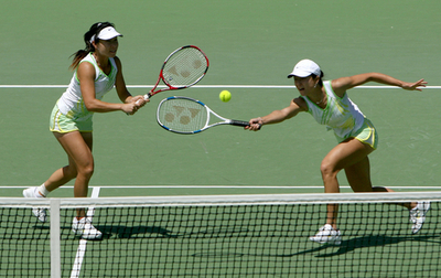 ＜テニス 07全豪オープン＞女子ダブルス、ヤン／ツェン組 シェンナン・サン／タンタン・サン組にストレート勝ちし準決勝へ - オーストラリア