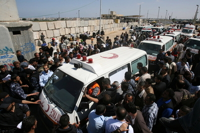 エジプト、ガザ検問所を要治療者のため開放