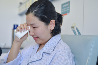 30歳の一人娘　肝臓提供で父救う